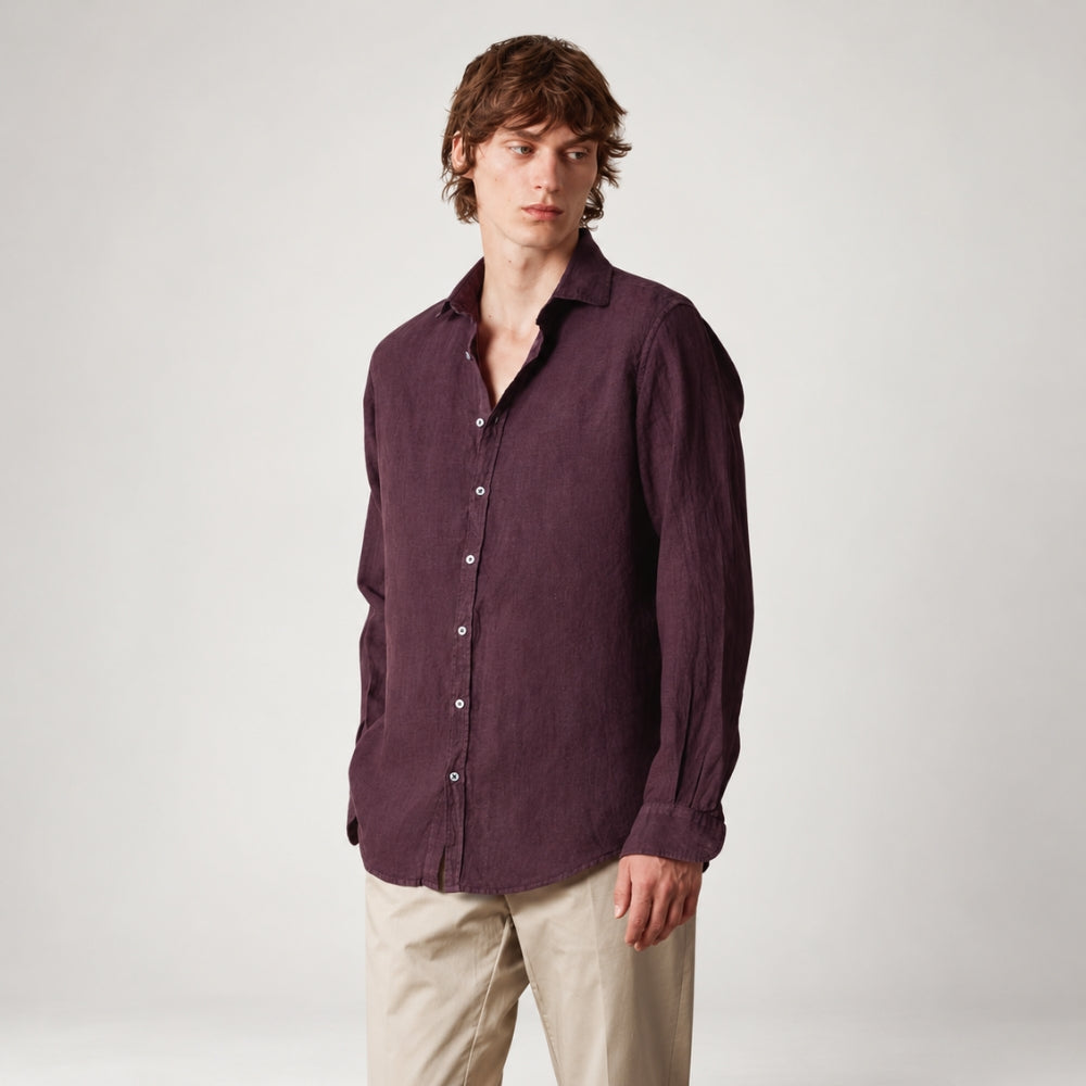 Massimo Alba Canary linen shirt in grape, a deep plum, with a soft spread collar and mother-of-pearl buttons - front view