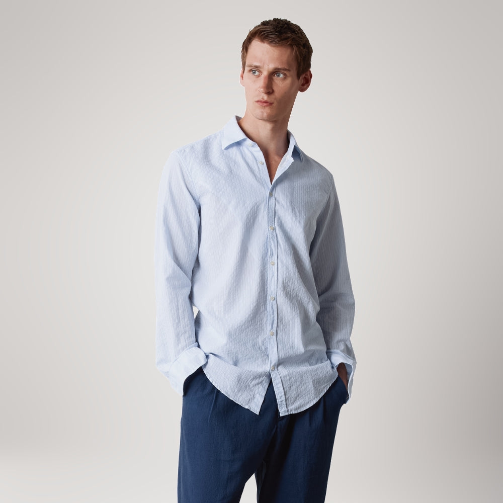 Massimo Alba Genova striped cotton shirt in sky blue with fine white stripes and a pointed collar - front view