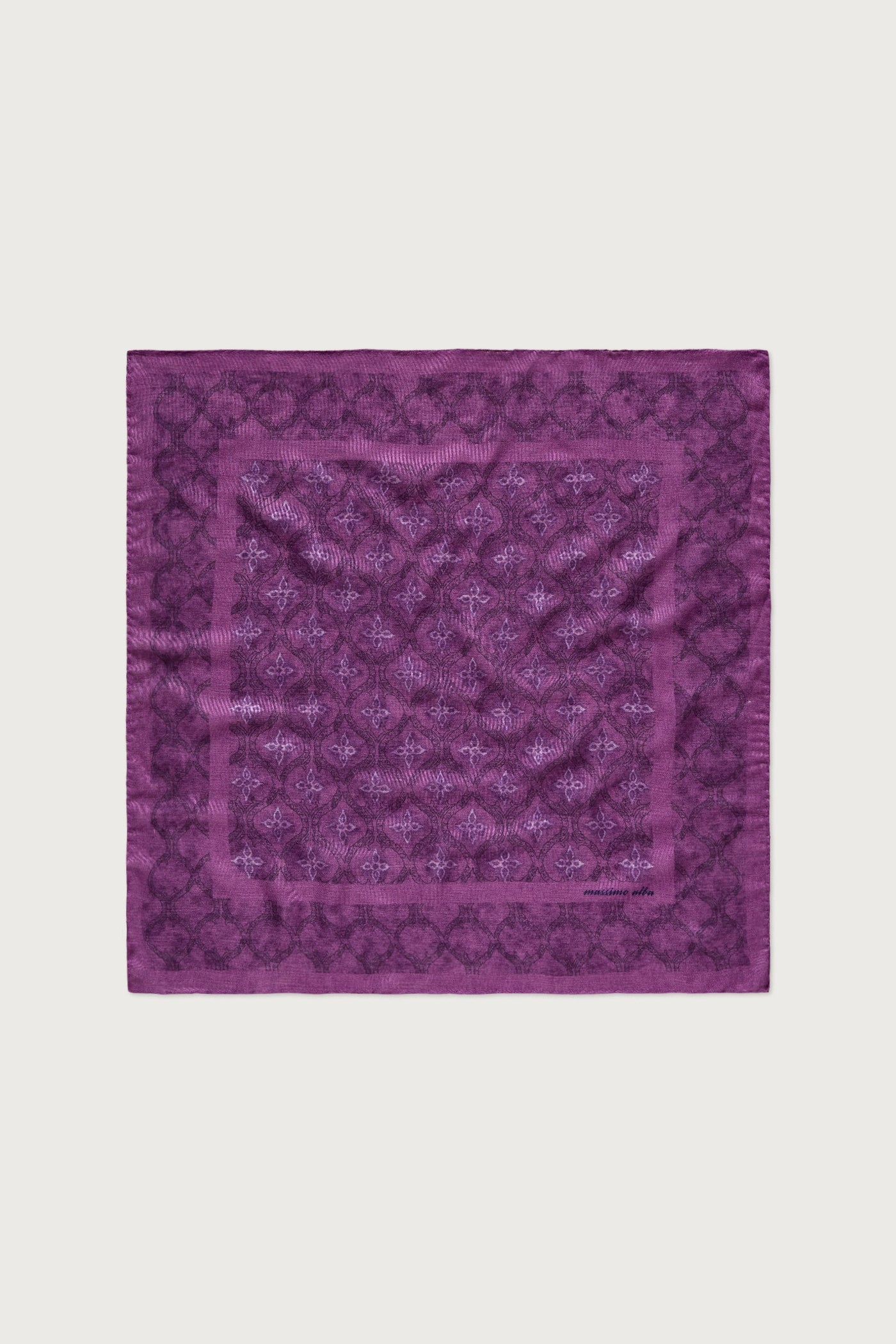 BANDANA Cashmere Silk Bandana 70 x 70 cm in Fuchsia