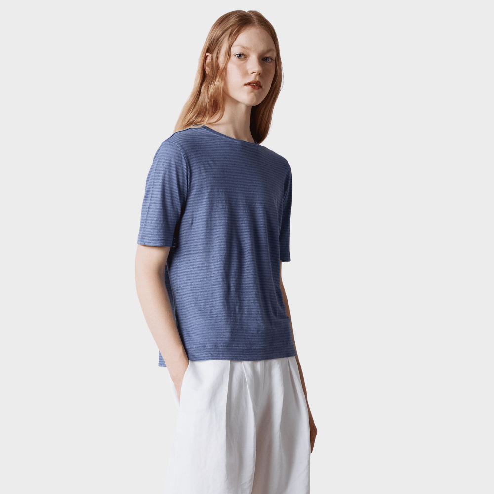 Massimo Alba NIZZA Watercolour Stripe Linen Cotton T-Shirt in Tulip – front three-quarter view