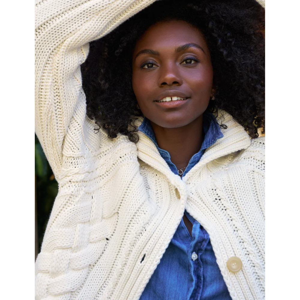 Mini Cotswolds Cropped Cable Knit Cardigan in Ivory