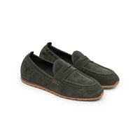 Riada Concept Henry Beguelin's Katerina moccasin loafer in Oliva, a muted olive Softy leather with a penny strap and driving-style sole. Handcrafted in Italy - angle view
