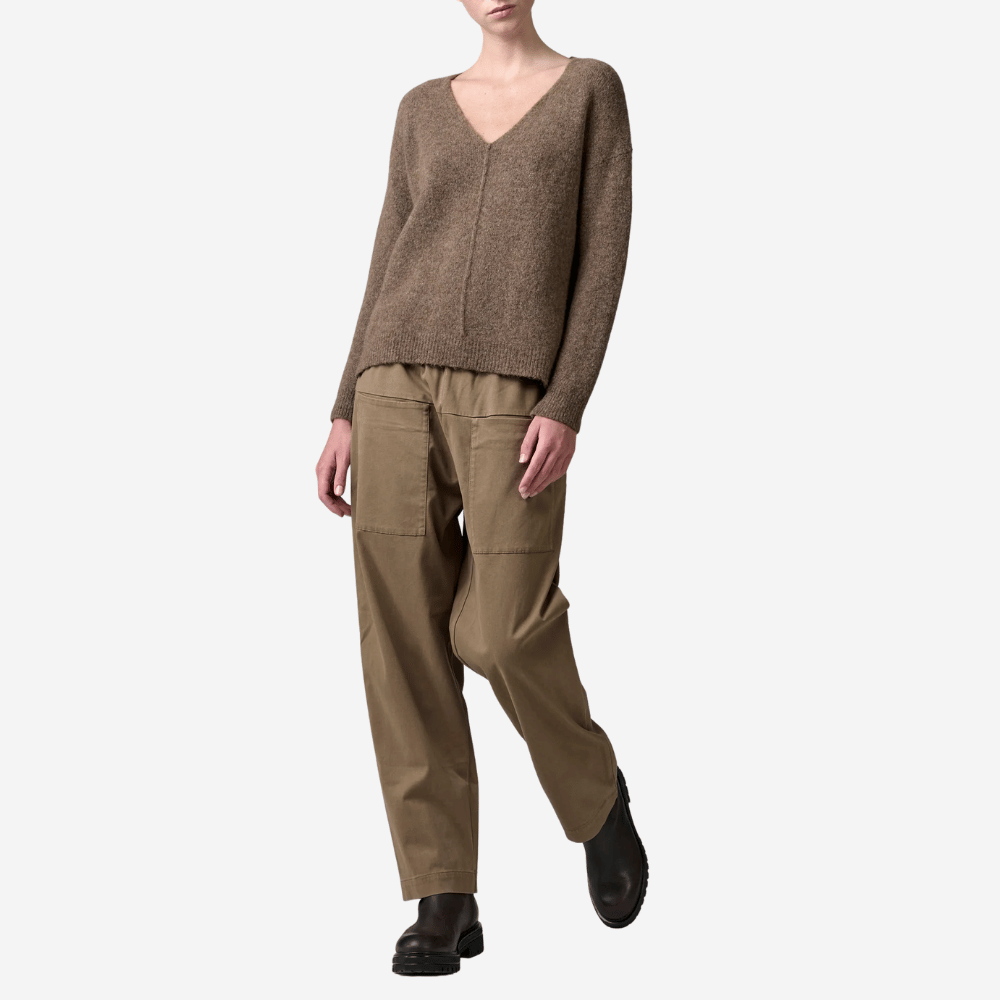 Transit Par Such Alpaca V-Neck Knit Sweater in Brown - International designer fashion boutique Australia Riada Concept Woollahra 1016.CFDTRB12471.06