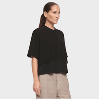 Transit Par Such Cape Layer Shirt in black with cropped overlay – side view 