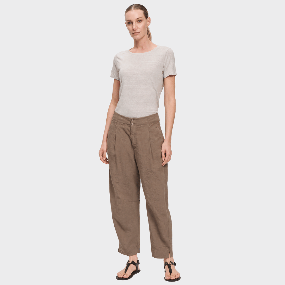 Transit Par Such Relaxed Pleated Linen Blend Trousers in Taupe - full front view