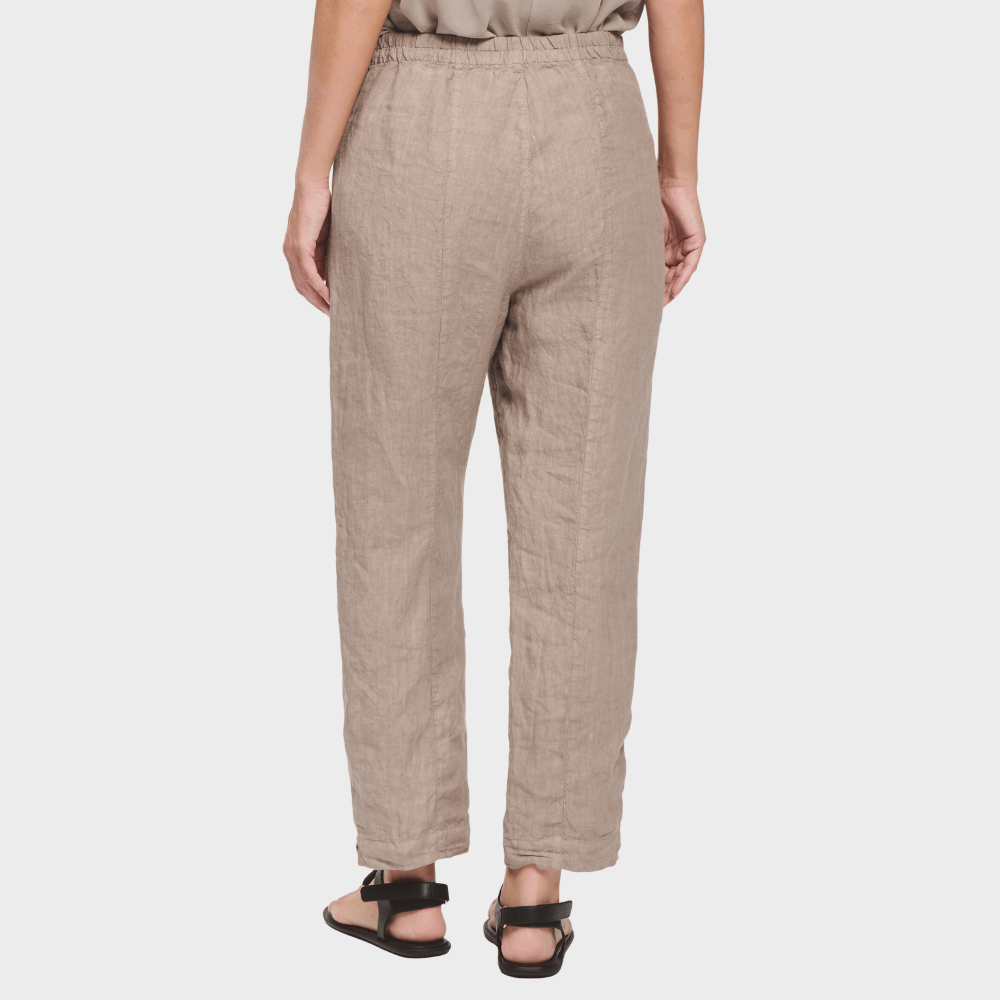 Transit Par Such relaxed tapered linen trousers in soft taupe-beige Rope – back view