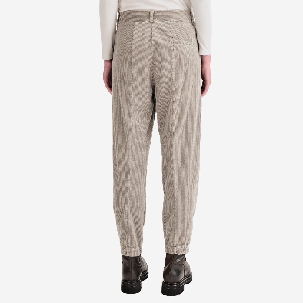 Transit Par Such Signature Stretch Corduroy Pant in Stone – International designer fashion boutique Australia Riada Concept Woollahra