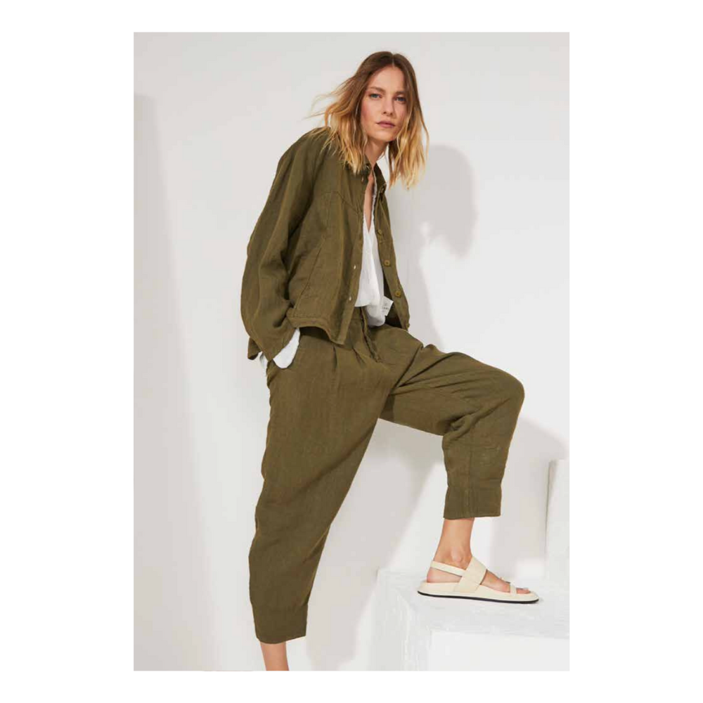 Linen relaxed pant in green