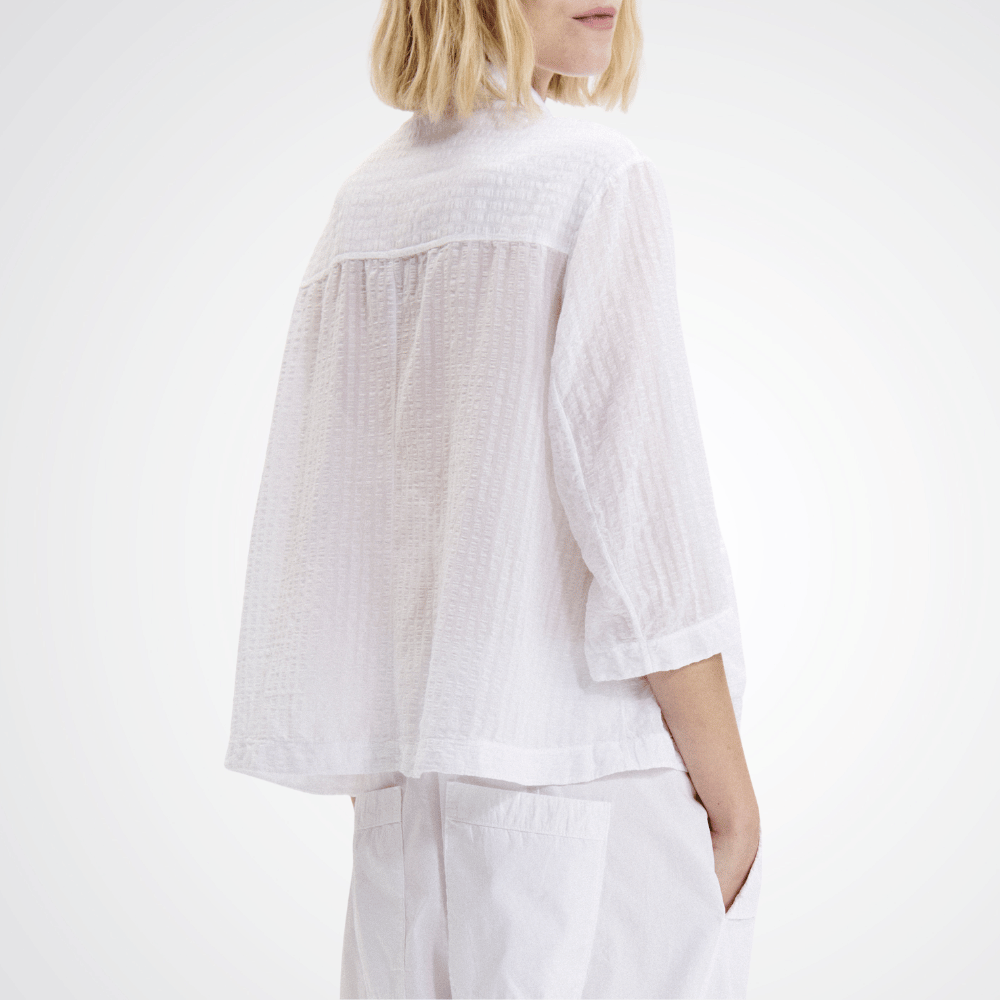 Transit Par Such Seersucker Shirt in White Transit Par Such at Riada Concept Designer fashion shop online and in store High End fashion boutique Sydney Australia Riada Concept