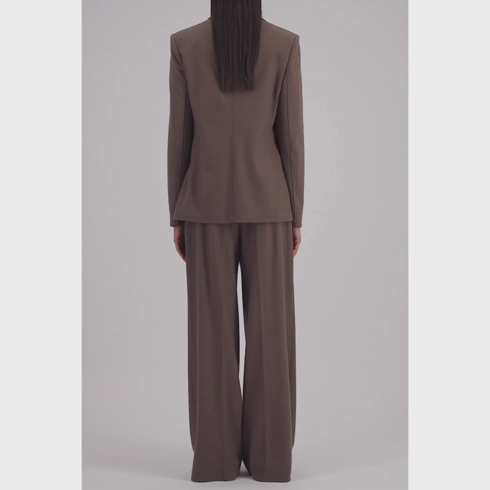 Harris Wharf London Tailored Hip Length Double-Breasted Padded-Shoulder Blazer in Black HARRIS WHARF LONDON Designer fashion shop online and in store High End fashion boutique Sydney Australia Riada Concept