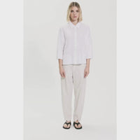 TRANSIT PAR SUCH Linen 3/4 Sleeve Shirt in White K204 Transit Par Such at Riada Concept Designer fashion shop online and in store High End fashion boutique Sydney Australia Riada Concept