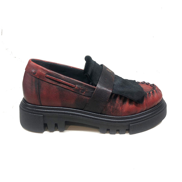 Calfskin Leather Moccasin in Rosso/Nero