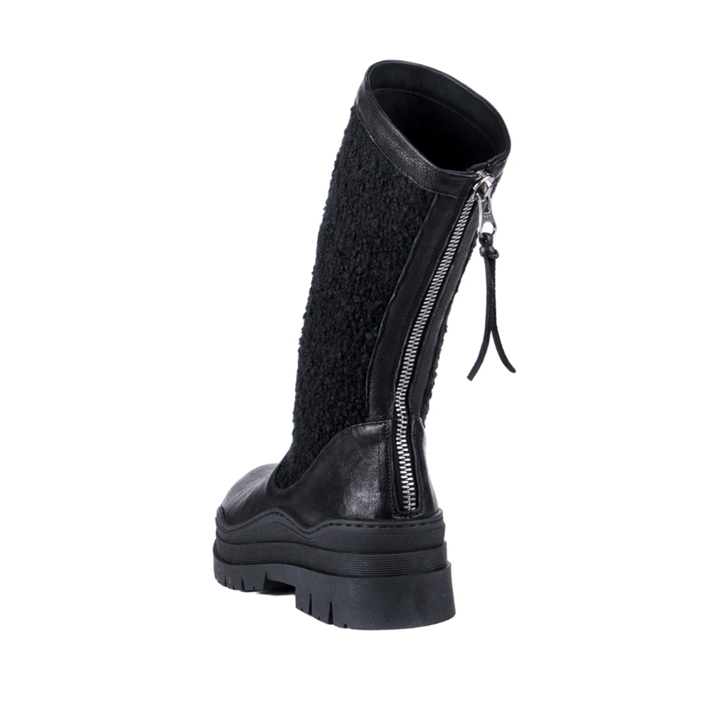 Lambskin and Crimped Wool Low Boot in Nero